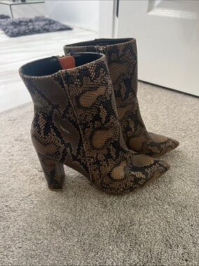 French Connection Snakeskin Pointed Toe Ankle Boots Brown Size 8